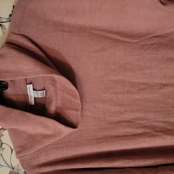 Liz Lange Maternity Mauve Turtleneck XXL 3/4 Sleeves with drop shoulder - Picture 5 of 6